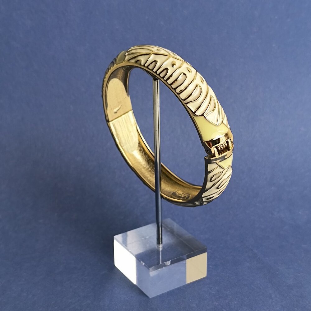 Monstera Leaf Hawaii Enamel Hinge Clamper Bracelet Vintage Y2k